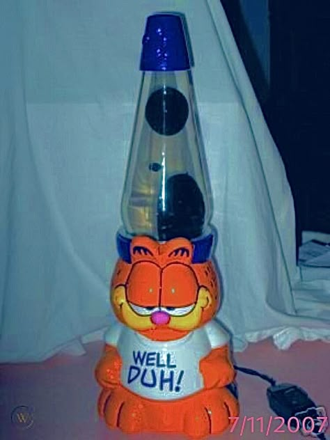 Garfield Lava Lamp, Garfield Room Decor, Garfield Kitchen, Garfield Home Decor, Garfield Decor, Laika Dog, Garfield Collectibles, Garfield Pictures, Garfield Cartoon