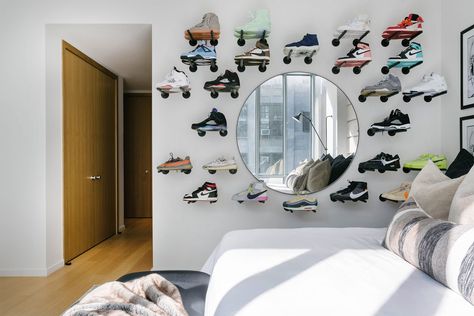 This Artistic Shoe Display Uses $10 Brackets From Amazon Sneakerhead Bedroom, Sneakerhead Room, Sneaker Displays, Hat Racks, Shoe Room, Cheap Wall Decor, Shoe Wall, Shoe Display, Farmhouse Wall