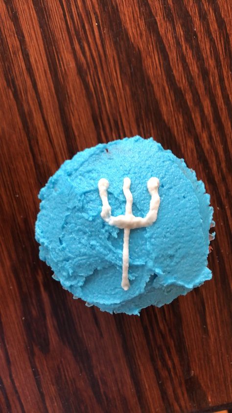 Percy Jackson Cupcake Ideas, Hercules Cupcakes, Percy Jackson Cupcakes, Percy Jackson Birthday, Birthday Things, Cupcake Wars, Percy Jackson Series, Kid Snacks, Tmnt Turtles