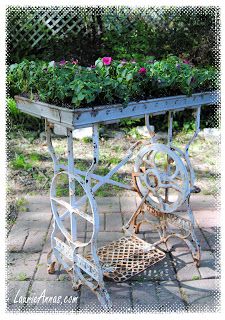 LaurieAnna's Vintage Home: Gratitude, Flea Market Finds, & a Winner Upcycled Decor, Old Sewing Machine, Salvaged Furniture, Creative Planter, Flea Market Gardening, Sewing Machine Table, Bread Pan, Vintage Singer, Garden Junk