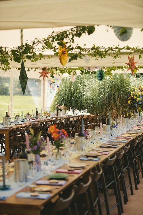 Eclectic Garden Wedding, Wedding Marquee Decoration, July Wedding Ideas, Garden Party Wedding Reception, Garden Party Reception, Colorful Wedding Reception, Marquee Wedding Decoration, Marquee Decor, Wedding Table Scape