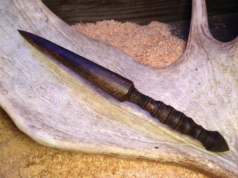 Vampire Stake, True Blood Party, Vampire Hunters, Wooden Stake, Vampire Party, Anita Blake, Types Of Armor, American Chestnut, Vampire Masquerade