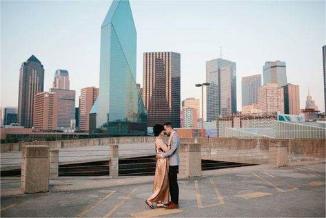 Downtown Dallas Photoshoot Senior Pics, Dallas Couple Photoshoot, Downtown Dallas Engagement Photos, Dallas Photoshoot, Wedding Redo, Urban Shoot, Country Engagement Pictures, Rooftop Photoshoot, Dallas Engagement Photos