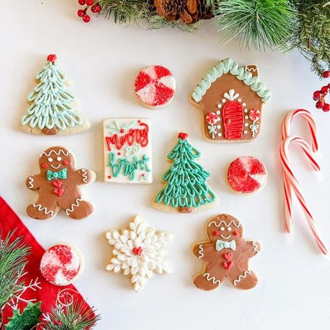 Ramey - The Goodie Box Utah on Instagram: "🎄🎄Now taking Christmas Pre-orders 🎄 🎄I’ve always wanted to do a gingerbread themed set so here we are! ❤️ Frosted - $30 per set; 10x10 box with 10 cookies as pictured. Cookie Kits - 1/2 dozen $18, 1 dozen $34, Kits include 4 houses, 4 gingerbread men and 4 snowflakes, 3 colors of buttercream and sprinkles. Peppermint Pretzel Rods - $24 per dozen or a package of three for $6. Pick-up will be Wednesday Dec. 20th or Saturday Dec. 23rd. Please specify pickup date when ordering. Payment via Venmo @ thegoodieboxutah" Peppermint Pretzel Rods, Peppermint Pretzel, Cookie Kits, Pretzel Rods, Cookie Kit, Gingerbread Men, December 7, Decorated Cookies, Gingerbread Man