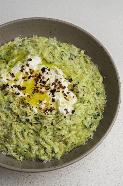 Pesto Burrata, Pesto Orzo, Burrata Recipe, Orzo Recipe, Orzo Recipes, Creamy Pesto, Pesto Recipe, Parmigiano Reggiano, Orzo