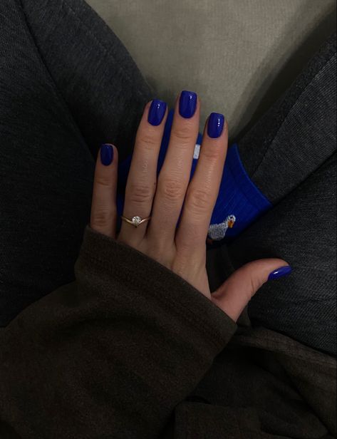 Shirt Nail Inspiration, Shirt Blue Nails, Shirt Nails Ideas, Shirt Gel Nails, Blue Shirt Nails, Gossip Girl Nails, Shirt Nails Designs, Shirt Nail Ideas, Xs Nails