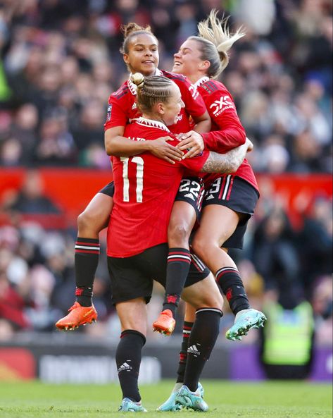 Manchester United Women, Manchester United Art, Career Vision Board, Female Soccer Players, Women’s Soccer, Womens Football, Man United, Soccer Players, Cristiano Ronaldo