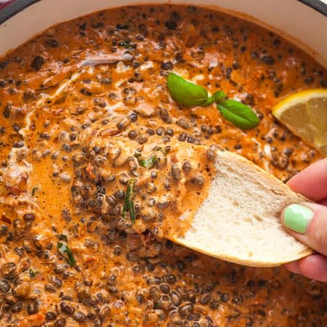 Creamy "Marry Me" Lentils - Happy Veggie Kitchen Marry Me Lentils, Lentil Kale Soup, Lentils Instant Pot, Sweet Potato Toppings, Lentil Tacos, Stuffed Pepper Casserole, French Lentils, Potato Toppings, One Pot Dinners