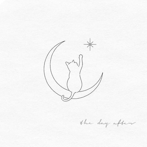 Simple Cat Tattoo Outline, Luna Cat Tattoo, Moon Cat Tattoo, Cat Moon Tattoo, Minimal Cat Tattoo, Tiny Cat Tattoo, Small Leo Tattoo, Outline Cat Tattoo, Simple Cat Tattoo