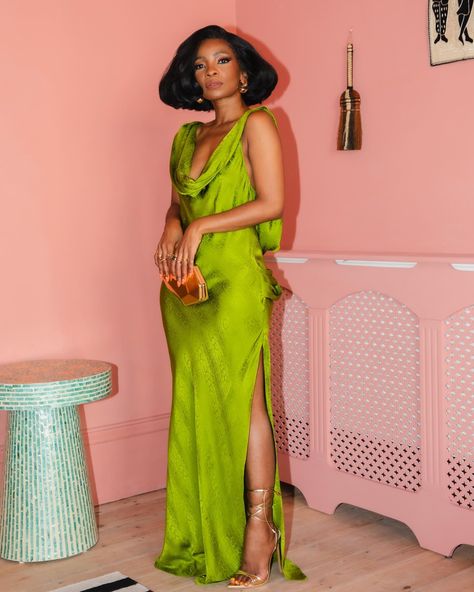 Tropical Dress To Impress Outfit, Wedding Guest Black Women, Wedding Guest Outfit Black Women, Wedding Guests Outfits, All Green Outfit, Bday Outfits, Higher Vibration, Girl Green Dress, Fashion Guide