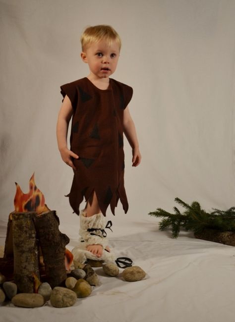 Stone Age Costume, Croods Party, Stone Age Activities, Early Humans History, Old Man Costume, Stone Age People, Diy Costumes Kids, Boy Diy, Art Activities For Kids