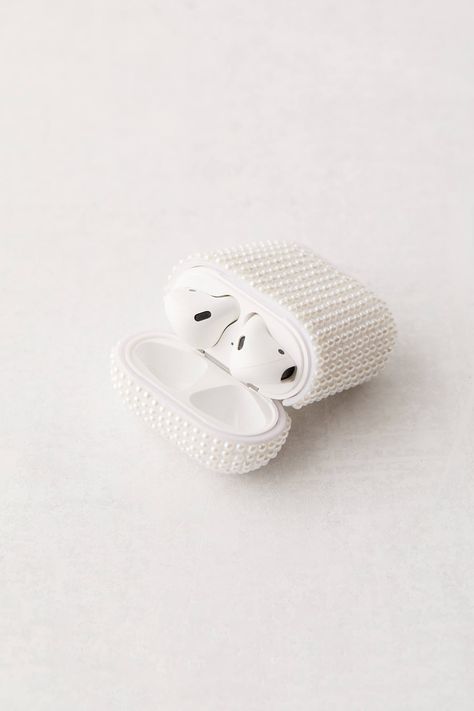 Looking For Houses, Gadgets Technology Awesome, Glam Look, Hand Crochet Baby Blanket, Air Pods, Birthday List, Birthday Wishlist, Airpods Case, Airpod Case