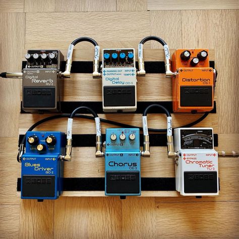 Boss Pedals, Guitar Pedal, Guitar Gear, Guitar Pedals, Guitar Effects, Guitar Player, Effects Pedals, Chorus, Vintage Vibes