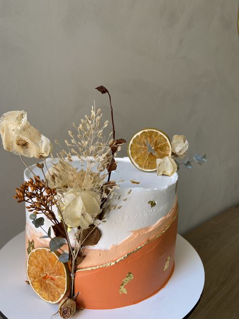 Bolo Boho Chic Aniversario, Orange Color Cake, Boho Chic Cake, Bolo Boho, Husbands Birthday, 22nd Birthday Cakes, Chic Cake, Bolo Vintage, Bohemian Birthday