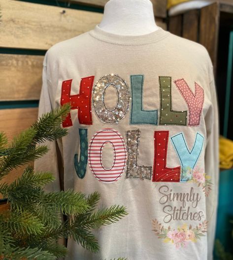 HOLLY JOLLY Long Sleeve Tshirt, Raggy Edge, Appliqued Long Sleeve T-shirt, Gildan, Christmas Shirt, Santa Shirts, - Etsy Embroidered Sweatshirt Diy, Christmas Sweatshirt Ideas, Diy Christmas Shirts, Applique Sweatshirt, Patchwork Sweatshirt, Patchwork Clothes, Quilted Sweatshirt, Quilted Clothes, Diy Sweatshirt