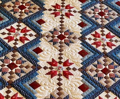 Freeform Quilting, Heritage Quilt, Quilt Crafts, Gooey Butter, Quilting Motifs, Me Pictures, Log Cabin Quilt Pattern, Log Cabin Quilt Blocks, Bright Quilts