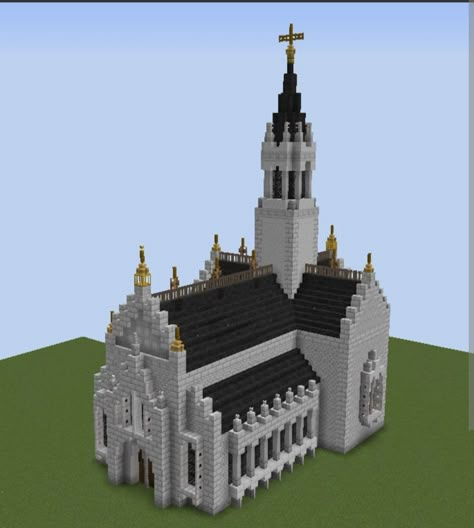 Medieval Church Minecraft, Church Minecraft Ideas, Minecraft Medieval Church, Minecraft Chapel, Minecraft Cathedral, Minecraft Church, Minecraft Fountain, Minecraft Castle Designs, Vila Medieval