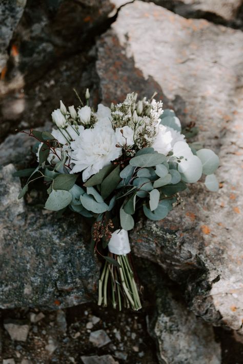 Mountain Bouquet Wedding, Lake Wedding Bouquet, Mountain Bridal Bouquet, April Mountain Wedding, Mountain Elopement Bouquet, Boho Mountain Wedding Decor, Mountain Wedding Bouquet, Mountain Bouquet, Small Mountain Wedding