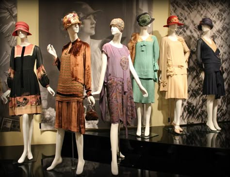 Modern Spirit: Phoenix Art Museum spotlights vintage 1920s fashion in new exhibit - KTAR.com | 1920s fashion, 1920 fashion, 1920 fashion trends Radium Girls, 1920s Fashion Women, Phoenix Art Museum, 1920s Outfits, 1920 Fashion, Phoenix Art, Fashion Magazine Cover, 20s Fashion, Flapper Style