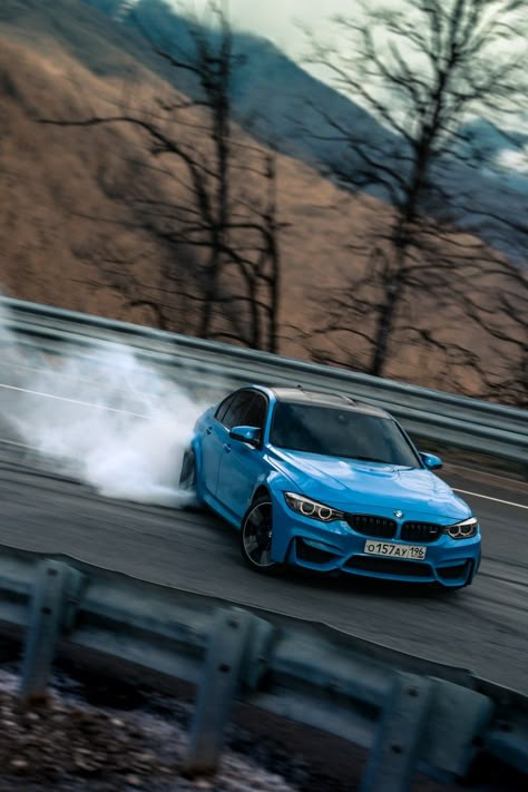 Bmw M4 Aesthetic Wallpaper, Bmw Aesthetic, Bmw Drift, Bmw Cars Drift, Bmw Drift Wallpaper, Cars Drifting Wallpaper, Bmw Drifting Wallpaper, Drift Cars Wallpapers Pc, Tokyo Drift