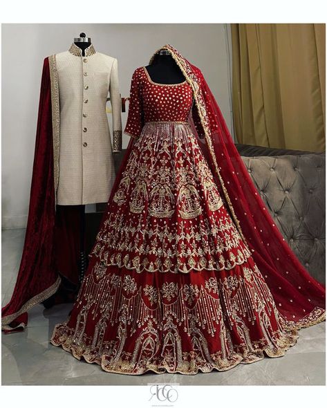 Indian Wedding Bridal Outfits, Wedding Matching Outfits, Traditional Lehenga, Latest Bridal Lehenga Designs, Baju Kahwin, Red Bridal Dress, Bridal Lehenga Designs, Latest Bridal Lehenga, Asian Bridal Dresses