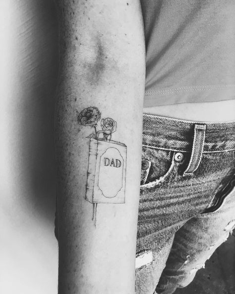 j e n  ❁ on Instagram: “The story of my Dad is a really, really good one. I’ll never stop telling it 🖤 #memorialtattoo #riptattoo #daintytattoo Dad Passing Tattoo Ideas, Lost Father Tattoo, Tattoos For Passed Dad, Dad Tattoos In Memory Of, Tattoo For Lost Dad, Tattoos For Your Dad Who Passed, Lost Dad Tattoo, Tattoo Dad Memorial, Tribute Tattoos In Memory Of Dad