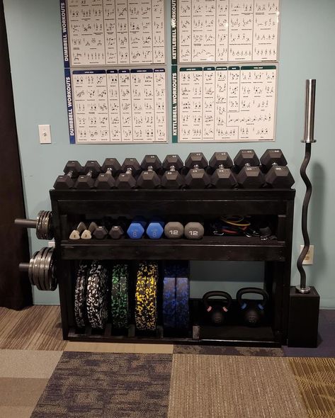 Diy Dumbbell, Wall Lamps Diy, Home Gym Storage, Home Gym Basement, Diy Gym Equipment, Golf Room, Diy Rack, Working Out At Home, Diy Storage Rack