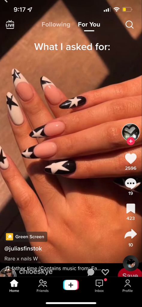 Demonic Nails, Rockstar Gf Nails, Makeup Nails Designs, Black Acrylic Nails, Rockstar Gf, Gray Nails, Beauty Inspo, Get My Life Together, Conan Gray