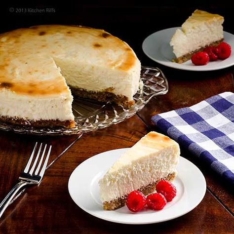 Lemon Cheesecake with Walnut Crust Cleansing Diet, Greek Yogurt Muffins, Walnut Crust, Liver Cleansing, Lemon Cheese, Yummy Cheesecake, Cheesecake Crust, Cheesecake Lovers, Dessert Recipies