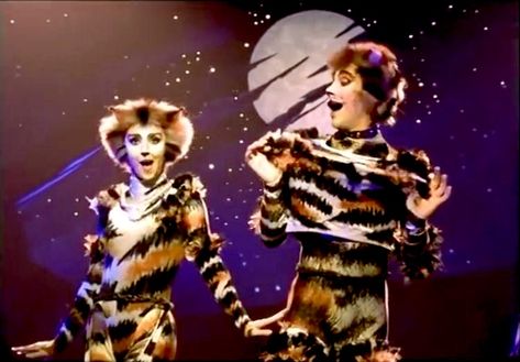 Cats The Musical 1998, Pirate Hideout, Cats Movie, Stranger Things Spoilers, Musical Fanart, Pirates Of Penzance, Jellicle Cats, Cats The Musical, Cat Movie