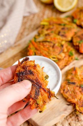 Slimming Eats Healthy Delicious Low Syn Vegetable Pakoras - gluten free, dairy free, vegetarian, Slimming World and Weight Watchers friendly Vegetable Pakora, Healthy Breakfast Snacks, Pakora Recipes, Healthy Vegetable, Student Recipes, Wedding Buffet, Delicious Vegetables, Lentil Recipes, Indian Snack Recipes