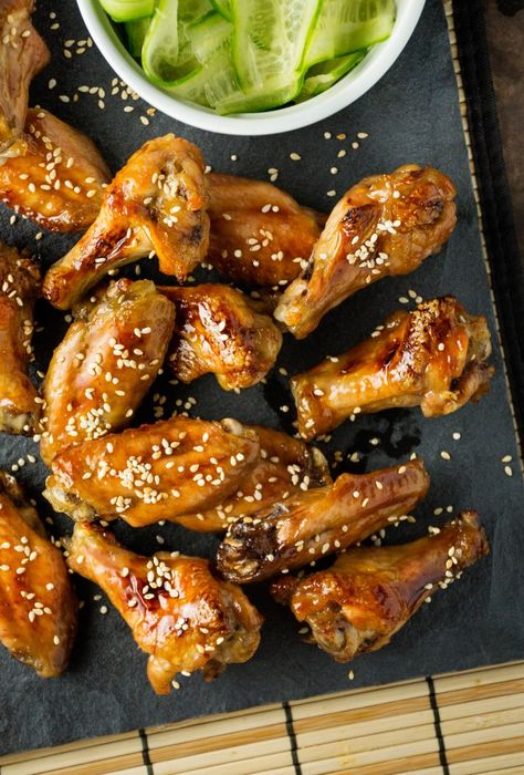 Japanese Wings, Japanese Chicken Wings, Seven Layer Dip, Japanese Chicken, Teriyaki Recipe, Sticky Chicken, Football Snacks, Healthy Pasta, Wings Recipe