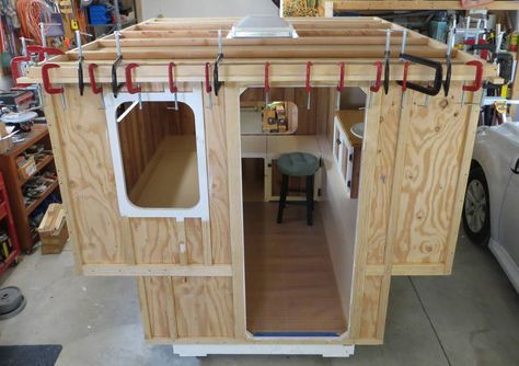 Diy Utility Trailer, Trailer To Camper Conversion, Tacoma Camper, Utility Trailer Camper, Canoe Rack, Camping Trailer Diy, Homemade Camper, Camper Build, Diy Camper Trailer