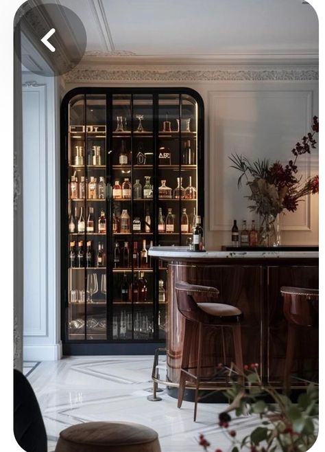 Rounded Bar Counter, Residential Bar Design Modern, Library Bar Home, Bar Seating Design, At Home Speakeasy Bar, Led Lights Bar Interior Design, Home Liquor Bar Ideas, Ideas For Bars At Home, Home Bar And Lounge