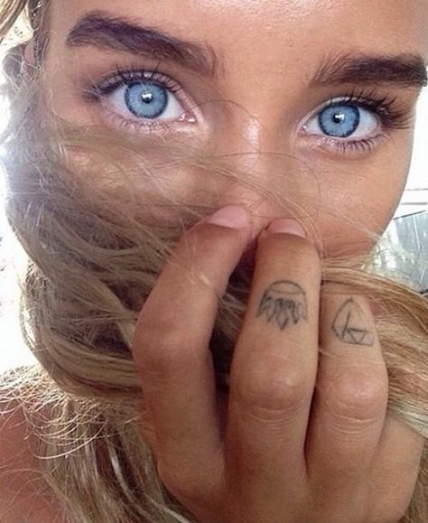 Finger Tats Beautiful Eyes Color, Amazing Eyes, Window To The Soul, Windows To The Soul, Natural Eyes, Gorgeous Eyes, Foto Art, Beauty Eyes, Pretty Eyes