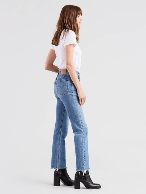 501® Original Fit Jeans - Medium Wash | Levi's® US 501 Jeans Women Outfit, 501 Levis Women, Levi 501 Jeans Women Outfit, Levis Women Outfits, Jeans Women Outfit, 501 Levis Women Outfits, Levi 501 Jeans Women, Womens Levi Jeans, Levi 501 Jeans