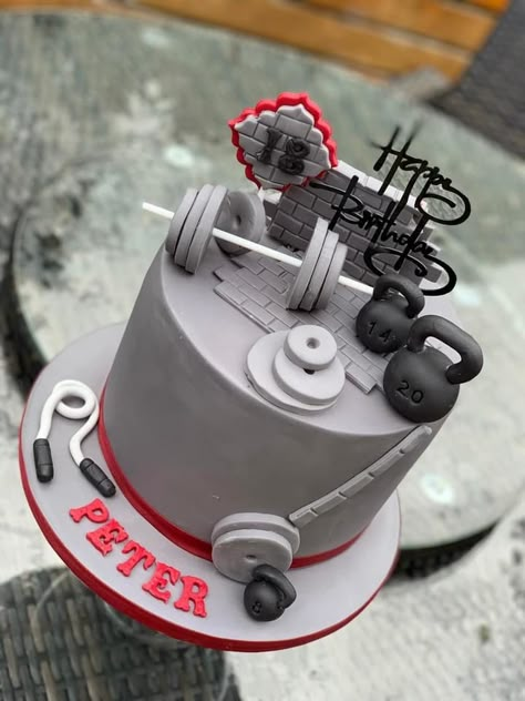 Gym Cake Ideas For Women, Gym Inspired Cakes For Men, Workout Cake Ideas, Gym Lover Cake For Men, Workout Birthday Cake, Gym Rat Birthday Cake, Fun 40th Birthday Cake, Fitness Theme Cake, Gym Inspired Cake