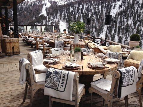 World’s Best Cliffside Restaurants Photos | Architectural Digest Skiing Places, Alpine Restaurant, Mountain Restaurant, Alpine Chic, Holiday Houses, Adelboden, Ski Hotel, Zermatt Switzerland, Incline Village