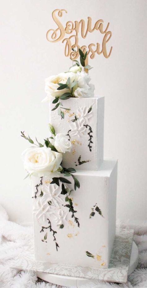 79 wedding cakes that are really pretty! Square Wedding Cakes Elegant, Wedding Cake Square, Cake Designs Wedding, Wedding Cake Unique, Modern Wedding Cake Designs, Cakes Pretty, Cakes Elegant, Cake Unique, Cake Structure