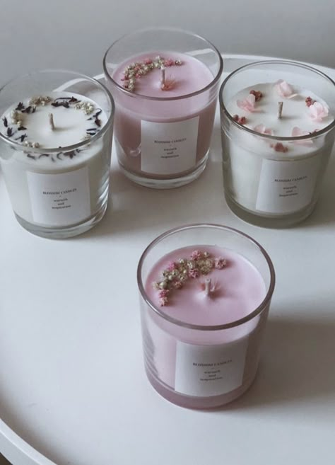 Lilin Aroma, Handmade Candles Diy, Diy Candles Homemade, Candle Obsession, Homemade Scented Candles, Making Candles Diy, Candles Ideas, Candle Crafts Diy, Soya Mumu