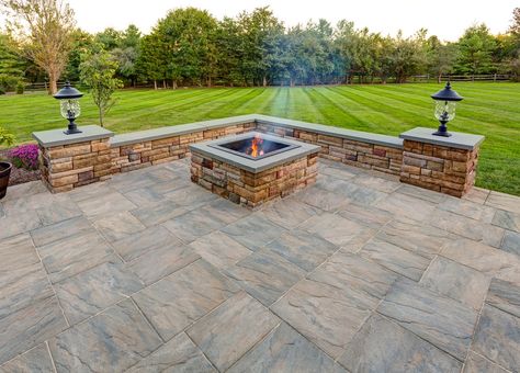 EP Henry pavers in Chiseled Stone patio with custom square fire pit and sitting wall in Cast Stone Wall. Chiseled Stone, Stone Patio Designs, Wall Design Ideas, Concrete Patio Designs, Outdoor Fire Pit Designs, Patio Pavers Design, Patio Deck Designs, Stone Patio, Patio Garden Design