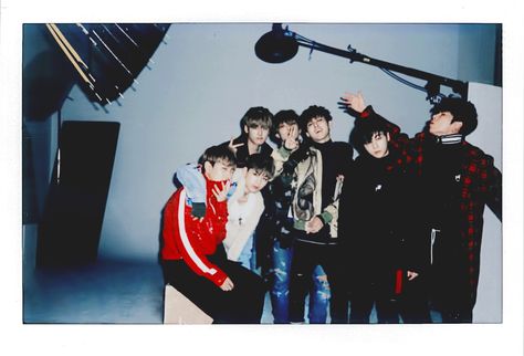 Ot7 Desktop Wallpaper, Ikon Members, Yg Ikon, Ikon Kpop, Ikon Debut, Ikon Member, B.i Ikon, Ladies Gents, Kim Hanbin