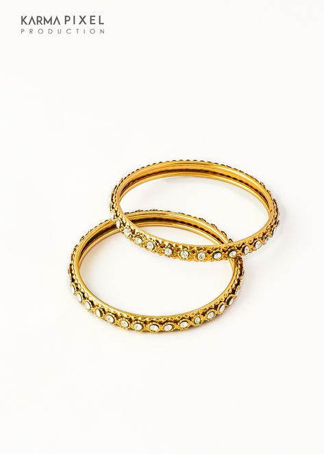 Gold Plated Bangles for Womens #ecommerceshoot #ecommerce #tabletop #tabletopphotography #Productphotography #productshoot #product #goldjwellery #bangles #goldbangles #jwellery #karmapixel #lucknow Ecommerce Jewelry Photography, Table Top Photography, Gold Plated Bangles, Jewelry Photography, Product Photography, Gold Bangles, Gold Bracelet, Gold Plate, Bangles