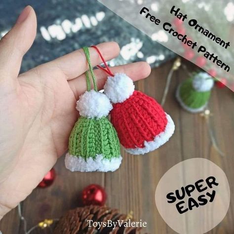 Crochet Pattern Hat, Ornament Crochet Pattern, Yarn Projects Crochet, Crochet Santa Hat, Easy Christmas Decor, Ornament Crochet, Crochet Christmas Ornaments Free, Hat Ornament, Christmas Crochet Patterns Free