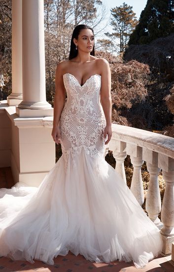 Wedding Dresses Curvy Bride, Full Figure Wedding Dress, Leah Da Gloria Wedding Dress, Wedding Dresses Curvy, Plus Size Wedding Dresses Curvy Bride, Leah Da Gloria, Dresses Curvy, Plus Wedding Dresses, Strapless Wedding Gown