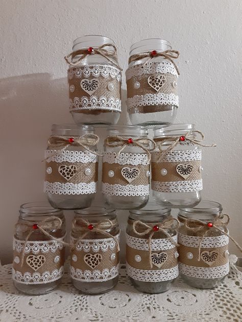 Crochet Jar Covers, Toples Kaca, Mason Jar Projects, Summer Mantle, Diy Glass Bottle Crafts, Rope Crafts Diy, Diy Jar Crafts, Mason Jar Crafts Diy, Christmas Jars