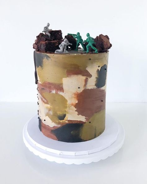 Camoflauge Cake Buttercream, Camouflage Cake Buttercream, Camo Cakes For Boys, Army Themed Cake, Camo Cakes, Army Birthday Cakes, Nerf Cake, Cake 2023, Camo Cake