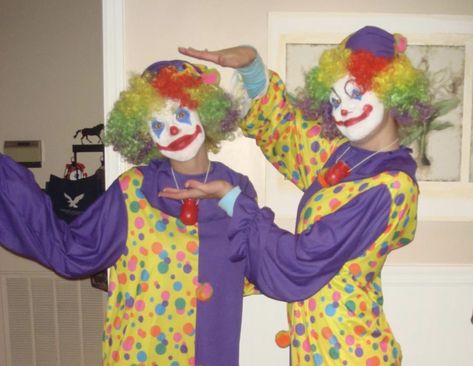 Clowncore Aesthetic, Clown Pics, Vampire Bride, Me And Who, Clown Clothes, Clown Party, Female Clown, Clowns Funny, Cute Clown