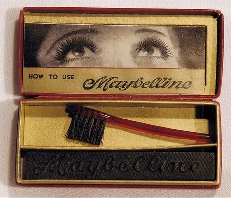 Maybelline Products, Make Up Glam, Rockabilly Makeup, Rapid Lash, Makeup History, Maybelline Mascara, Apply Mascara, Drugstore Products, Vintage Instagram