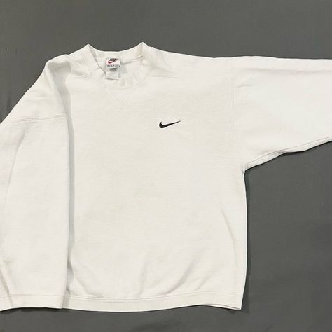 Nike Vintage White Crewneck for Sale! White Nike Crewneck, Wishlist Board, Nike Jumper, Bday List, Nike Crew Neck, Nike Crewneck, Nike Sweaters, Crewneck Style, White Crewneck